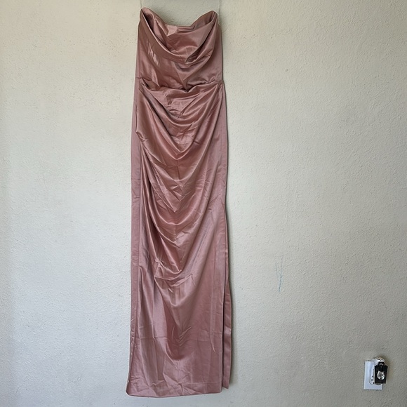 House of CB Adrienne‎ Blush Satin Strapless Gown size M - Picture 5 of 9